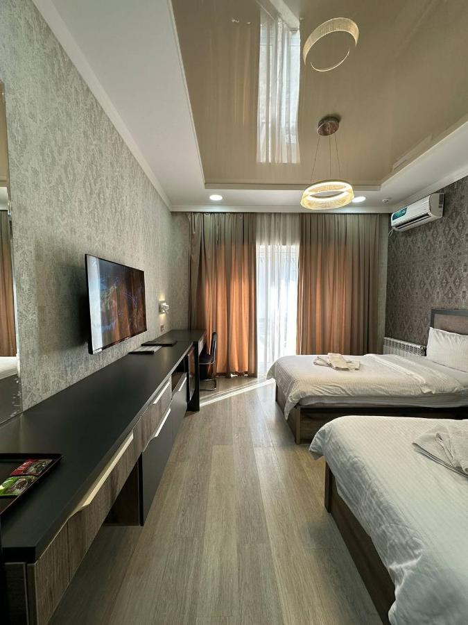 Vip Hotel Tashkent Exterior photo